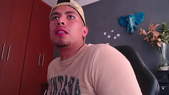 geirge teacherxx online show from 11, 1, 2025