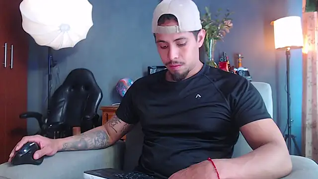 geirge teacherxx online show from 5, 11, 2025