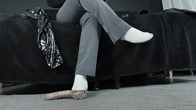  Jade 16 online show from 29, 10, 2025