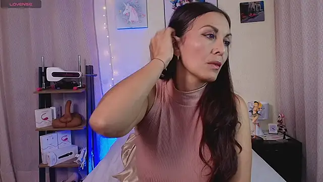 Swetisabella01 online show from 2, 2, 2025