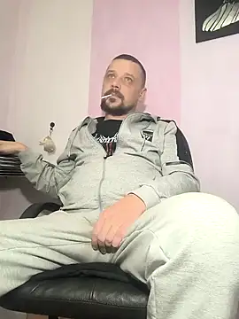 Snapshot of DanielOhCool chatting on 16, 12, 2024 DanielOhCool online show from 16, 12, 2024