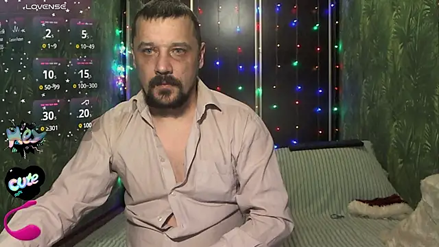 Snapshot of DanielOhCool chatting on 28, 12, 2024 DanielOhCool online show from 28, 12, 2024