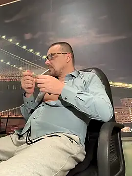 Snapshot of DanielOhCool chatting on 28, 2, 2025 DanielOhCool online show from 28, 2, 2025