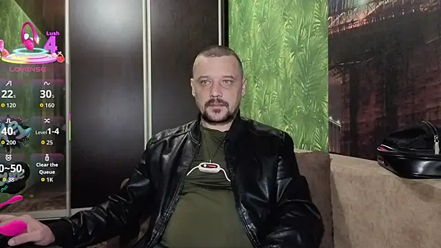 Snapshot of DanielOhCool chatting on 25, 9, 2025 DanielOhCool online show from 25, 9, 2025