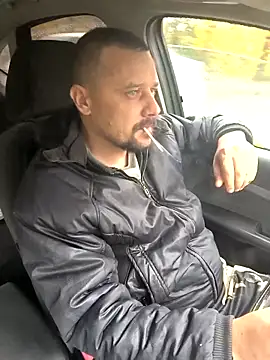 Snapshot of DanielOhCool chatting on 5, 10, 2025 DanielOhCool online show from 5, 10, 2025