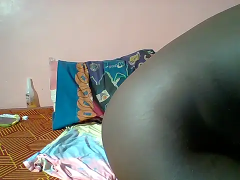 sluutygirl online show from 16, 12, 2025