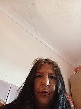 Leanne43 online show from 22, 7, 2026