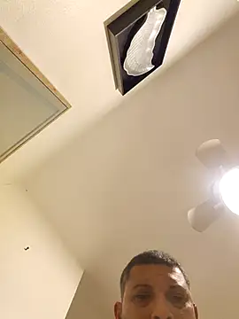 tropikboy online show from 21, 4, 2026