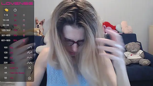 night is dark online show from 21, 3, 2025