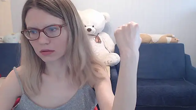 night is dark online show from 26, 3, 2026