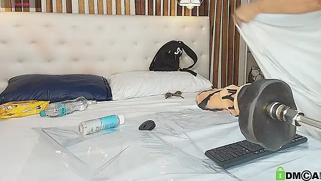 valerie lya online show from 16, 3, 2026