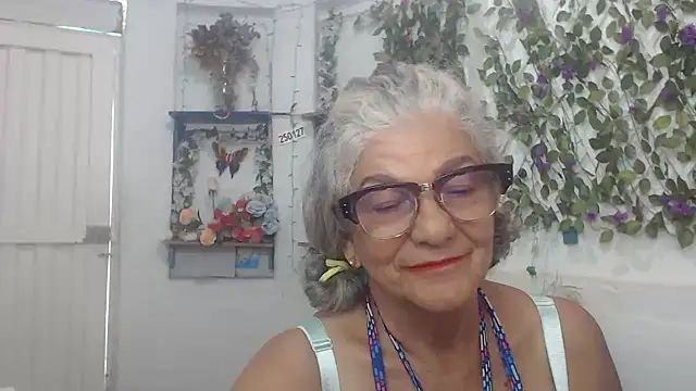 FunnyGrandma online show from 2, 12, 2024