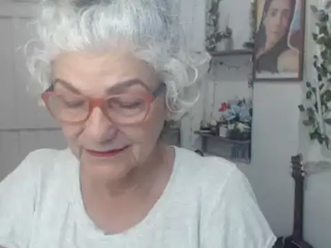 FunnyGrandma online show from 10, 9, 2025