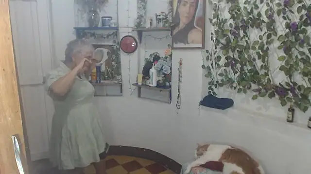 FunnyGrandma online show from 7, 7, 2026