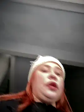 Snapshot of Model9798 chatting on 1, 12, 2025 Model9798 online show from 1, 12, 2025