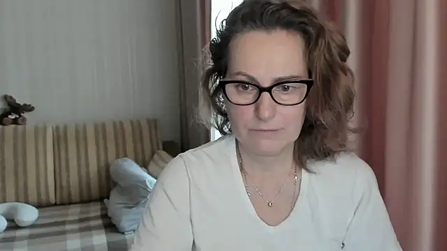 lauraoven online show from 7, 2, 2025