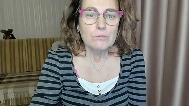 lauraoven online show from 18, 3, 2025