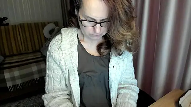 lauraoven online show from 6, 2, 2026