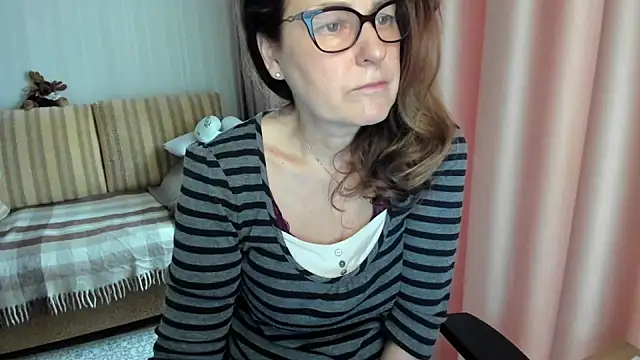 lauraoven online show from 12, 3, 2026