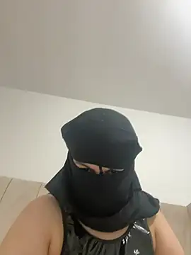 Snapshot of Marocainegroscul chatting on 1, 3, 2026 Marocainegroscul online show from 1, 3, 2026