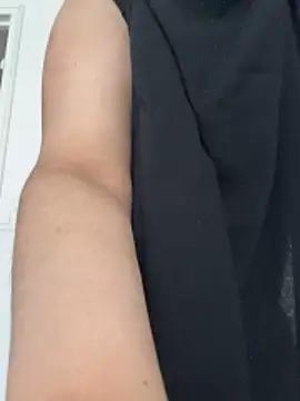 Snapshot of Marocainegroscul chatting on 15, 3, 2026 Marocainegroscul online show from 15, 3, 2026