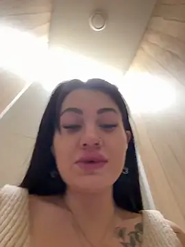 Snapshot of Wet__Bunny chatting on 9, 2, 2025 Wet Bunny online show from 9, 2, 2025
