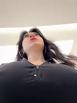 Wet  Bunny online show from 18, 3, 2026