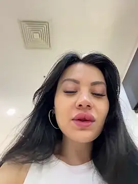 Snapshot of Wet__Bunny chatting on 14, 6, 2026 Wet Bunny online show from 14, 6, 2026