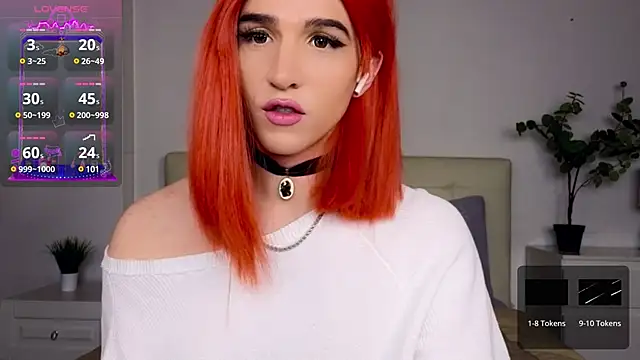 Snapshot of HelenSpellman chatting on 5, 12, 2024 HelenSpellman online show from 5, 12, 2024