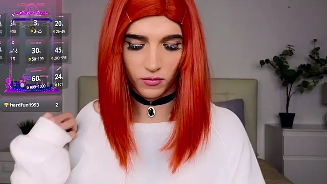 Snapshot of HelenSpellman chatting on 5, 12, 2024 HelenSpellman online show from 5, 12, 2024