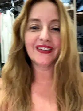 Snapshot of moniquerainx chatting on 24, 10, 2025 moniquerainx online show from 24, 10, 2025