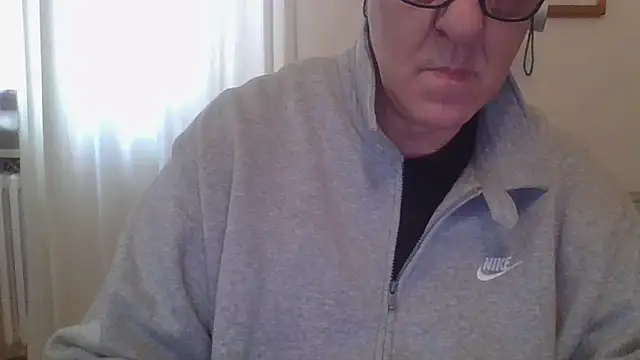 Snapshot of ANONIMO7735 chatting on 12, 3, 2025 ANONIMO7735 online show from 12, 3, 2025