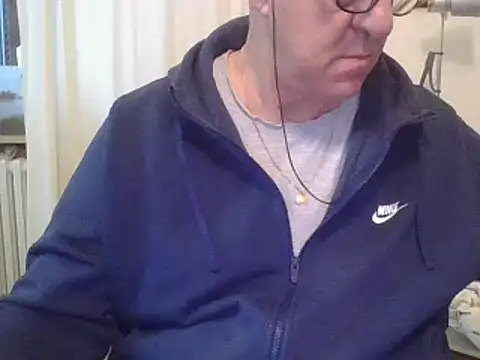 Snapshot of ANONIMO7735 chatting on 23, 3, 2025 ANONIMO7735 online show from 23, 3, 2025
