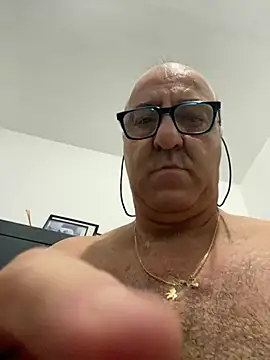 Snapshot of ANONIMO7735 chatting on 9, 9, 2025 ANONIMO7735 online show from 9, 9, 2025