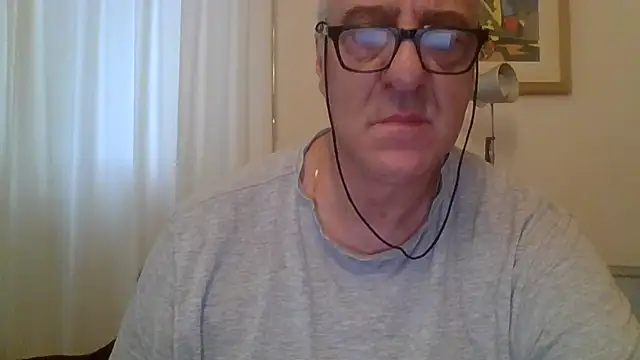 Snapshot of ANONIMO7735 chatting on 17, 9, 2025 ANONIMO7735 online show from 17, 9, 2025
