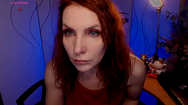 JohansonKatie online show from 3, 12, 2025