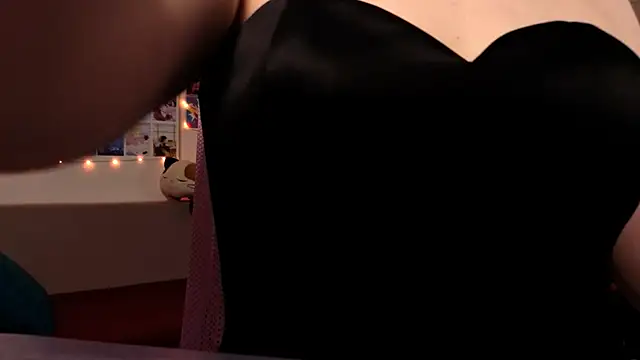 MilenaSaint online show from 3, 2, 2025