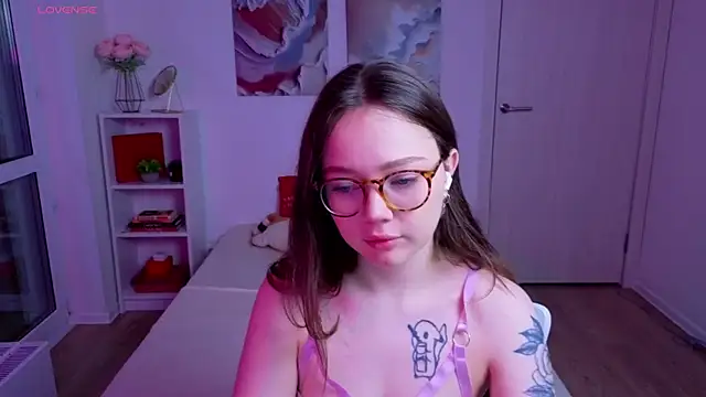 MilenaSaint online show from 14, 10, 2025