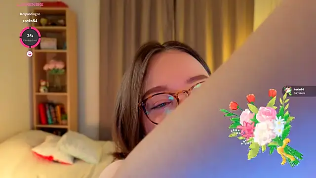 MilenaSaint online show from 6, 3, 2026