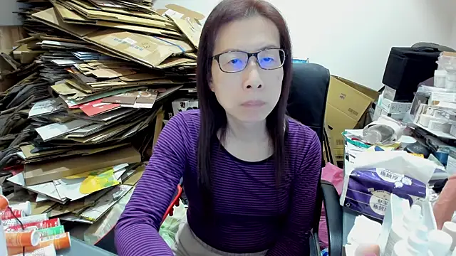 TiffanyC 4772 online show from 26, 1, 2025