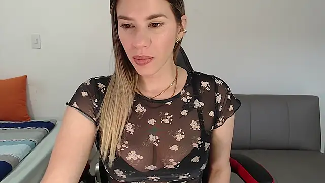 ms sofia x online show from 19, 9, 2025