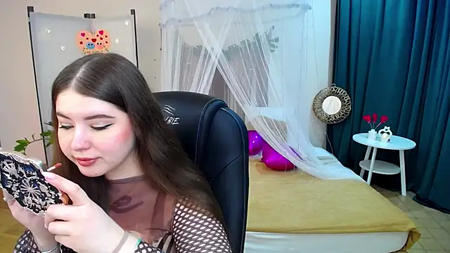 NicoleFoxery online show from 18, 2, 2025