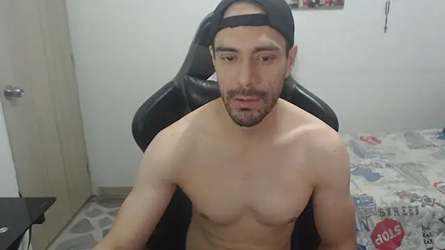 Snapshot of samuelgarcia_ chatting on 6, 7, 2026 samuelgarcia online show from 6, 7, 2026