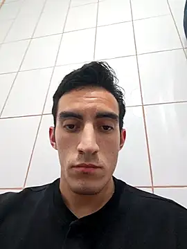 Snapshot of TommyMomentum chatting on 6, 11, 2025 TommyMomentum online show from 6, 11, 2025