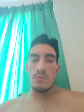 Snapshot of TommyMomentum chatting on 29, 11, 2025 TommyMomentum online show from 29, 11, 2025