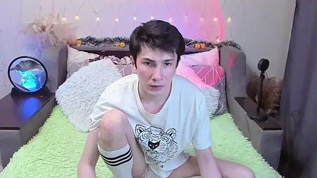 Yumi steve online show from 25, 11, 2025