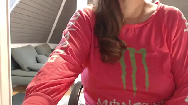KimMitchelli online show from 10, 10, 2025