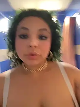 PrincessLauren420 online show from 12, 4, 2026