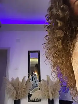 Marilyn La Rose online show from 7, 2, 2026