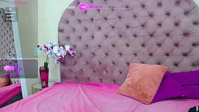 Snapshot of Leslie_passion chatting on 22, 2, 2025 Leslie passion online show from 22, 2, 2025
